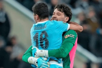 KAIYUN SPORTS-跟队：特拉福德预计今夏离队，曼城至少能收回签下他的成本